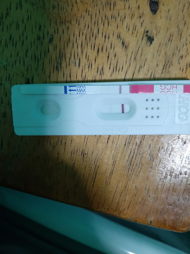 ขีด2จางแบบนี้ท้องไหมค่ะ