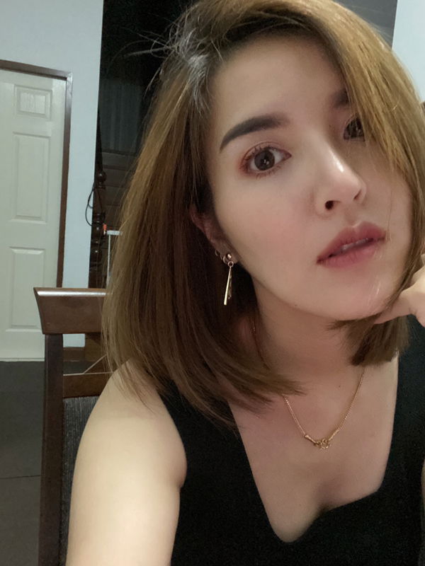 ruethairat profile icon