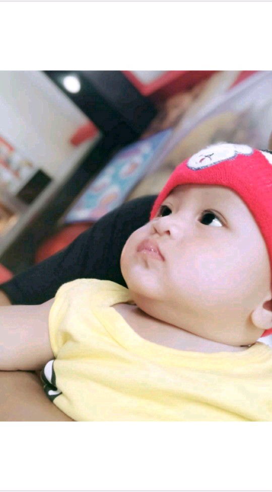 Ria Akbar profile icon