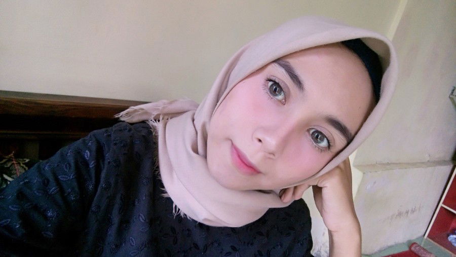 Ghina Pratiwi profile icon