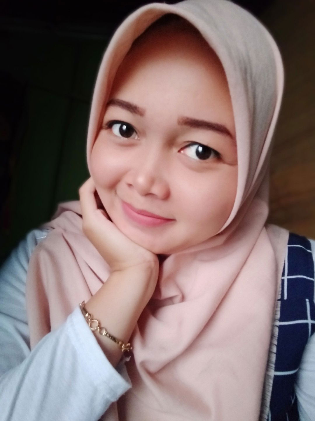Nur Hasanah profile icon