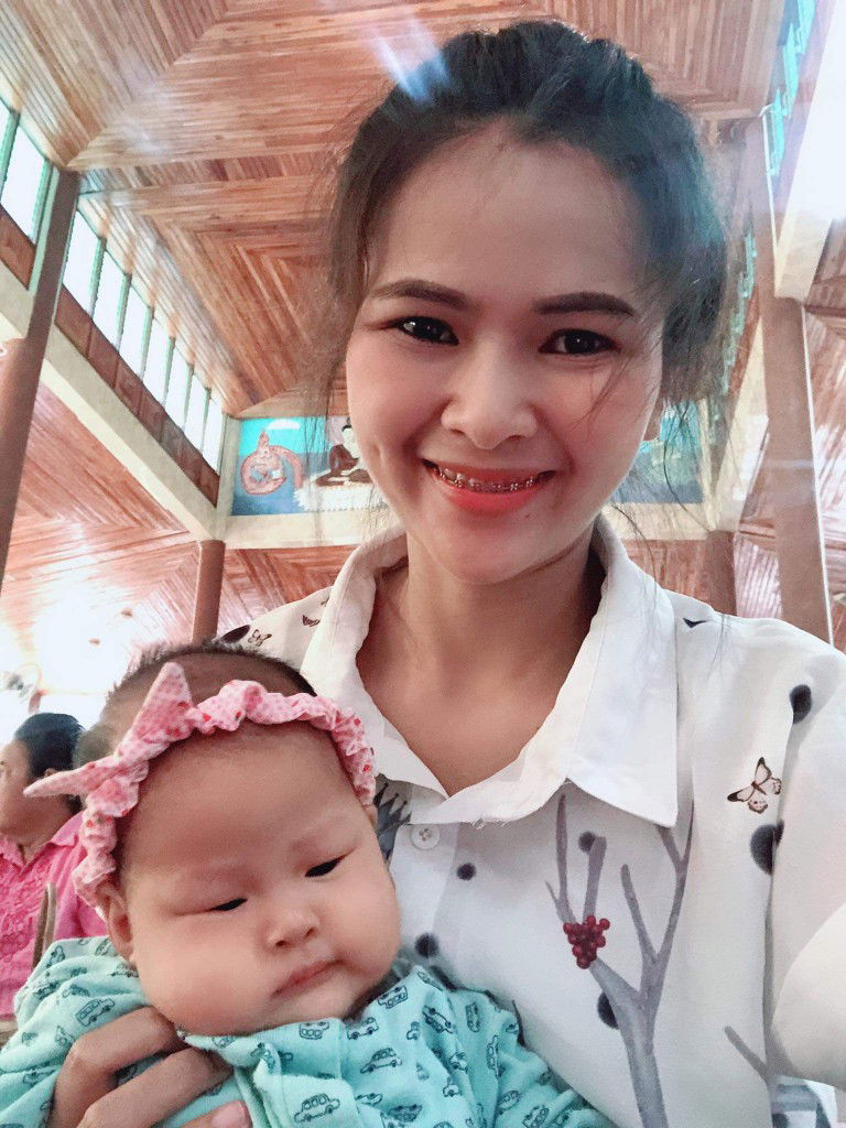 ชมพู่​ โกงซุย profile icon