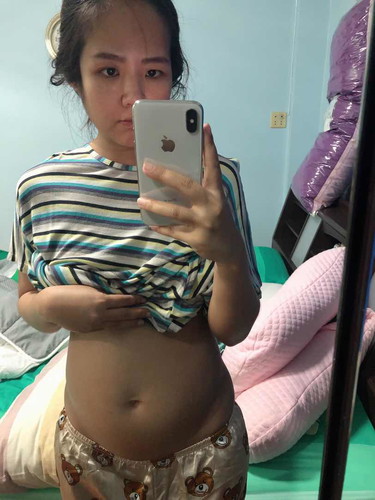 18+2 วีค ท้องแรกเล็กไปมั้ยคะ แม่ๆที่อายุครรภ์ใกล้เคียงเป็นยังไงกันบ้างคะ
