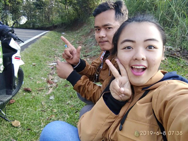 Indah maulana profile icon