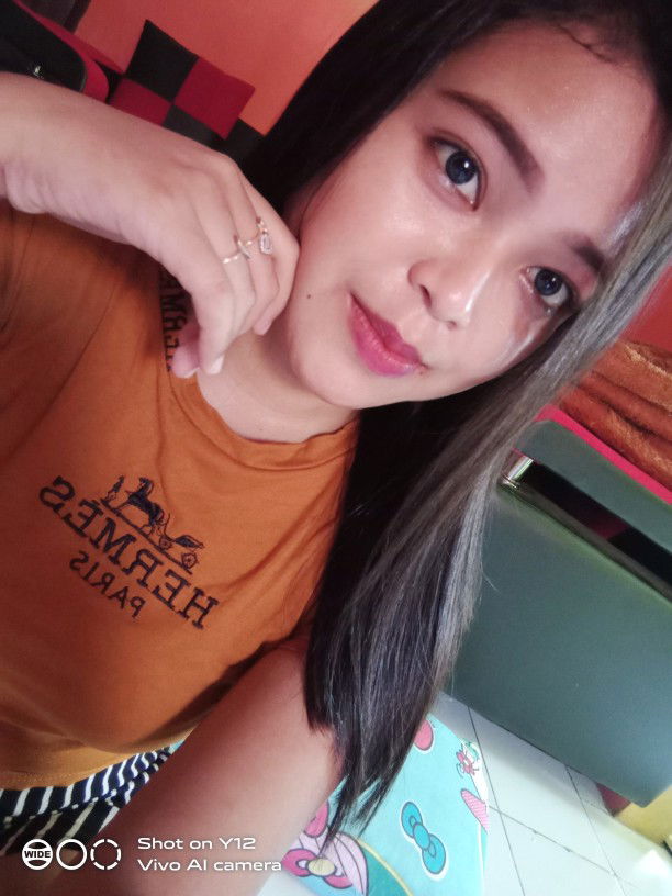 Yulia Ade profile icon