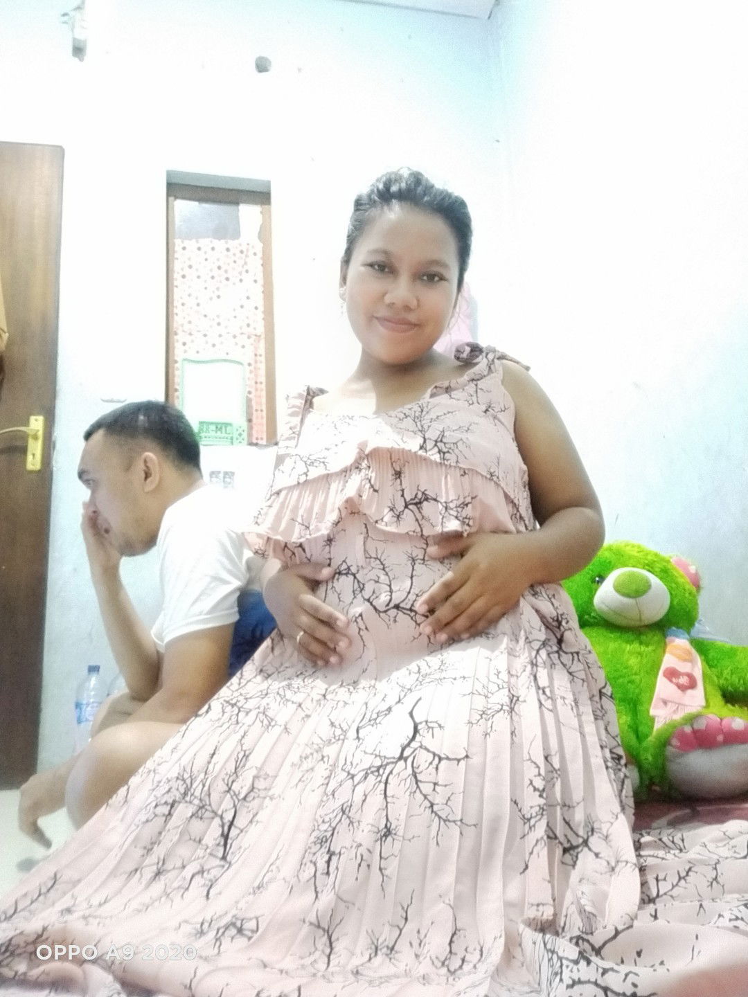 perut sering sakit dari awal kehamilan