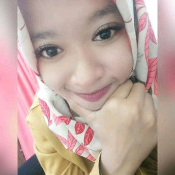 Suli Apriyani profile icon