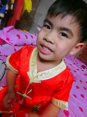 พี่บอกผมไม่เด็ด พี่กินเผ็ดไม่เป็นหรอค่าบบ