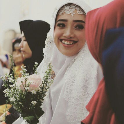 Lia Kurniaty profile icon