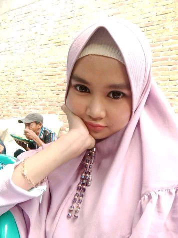 Peni Nur Fitriani profile icon