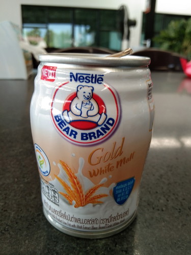 คุณแม่ดื่มนมแบบนี้ไหมคะ