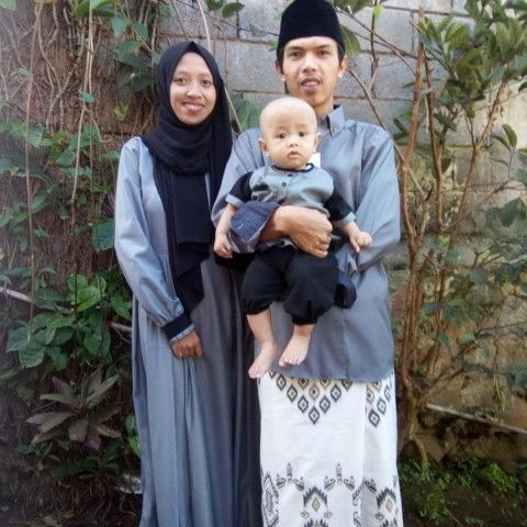 Khoerunisa Kiki Mutiara profile icon