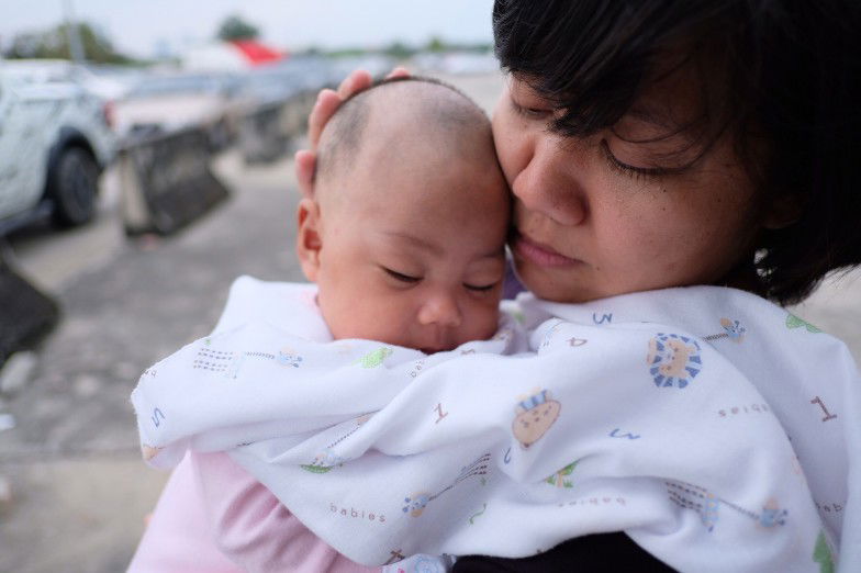 Nopparat Naipinij profile icon