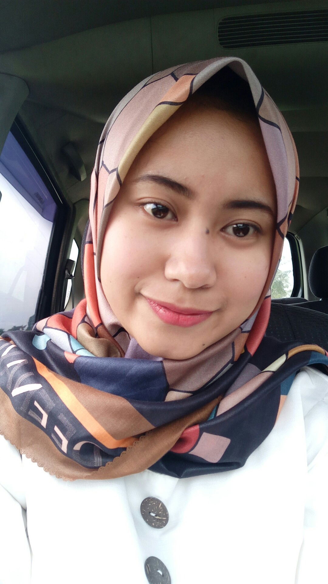 Annisa Fauziyah profile icon