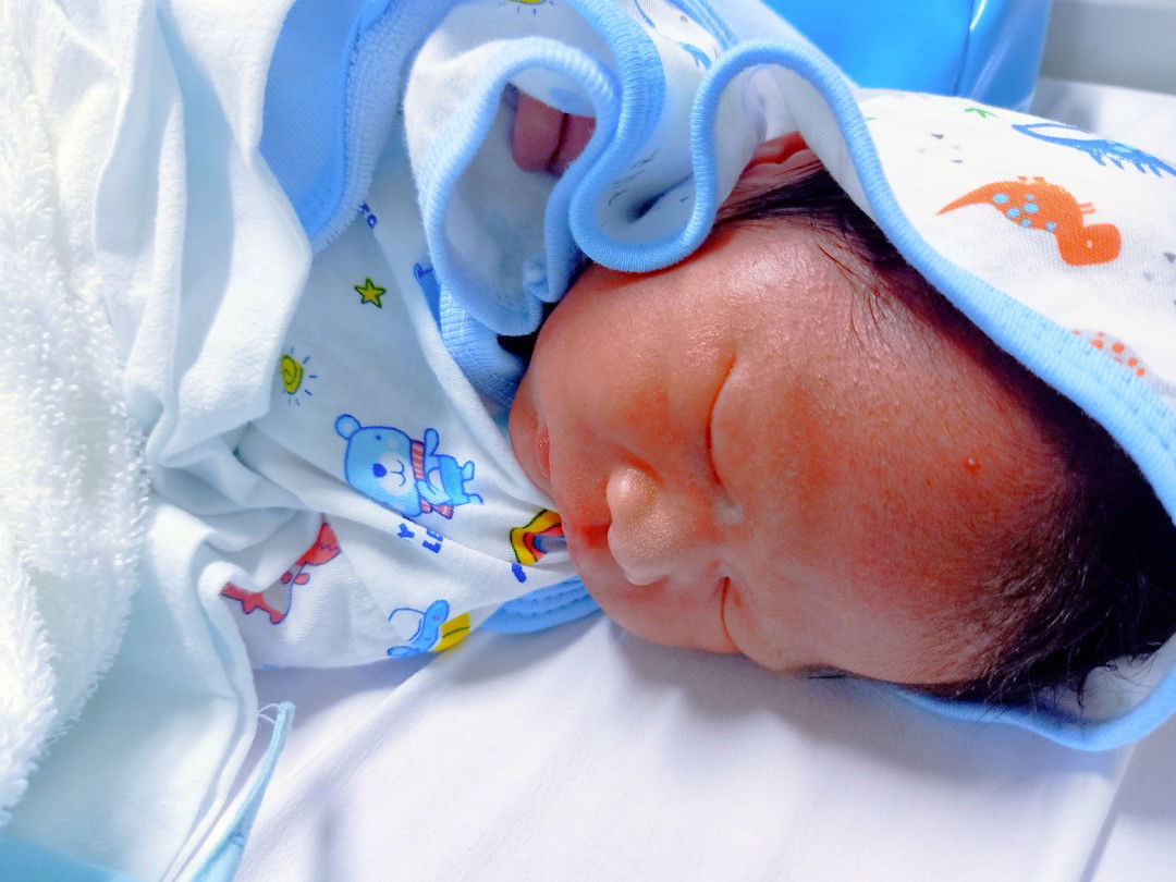 แตกแล้วจ้า