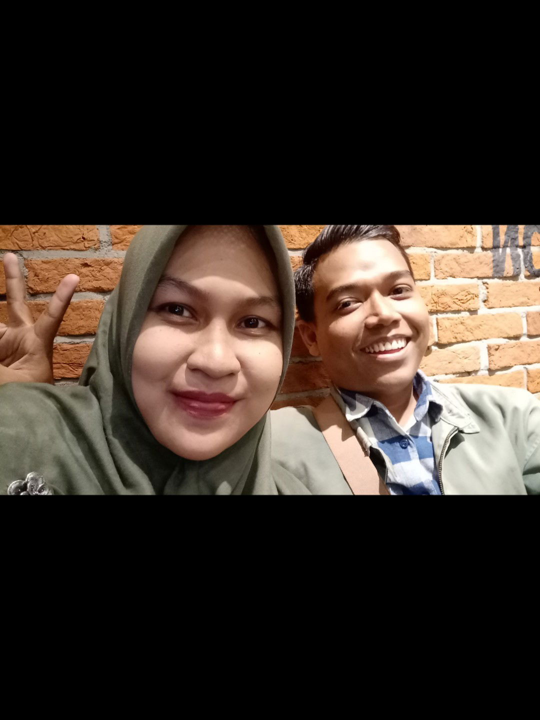 DINDA APRILIASTI profile icon