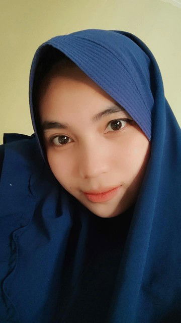 Siti Kholida profile icon