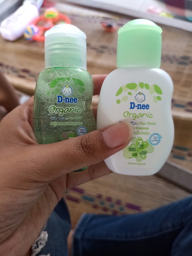ของ D-nee มาส่งแร้ว