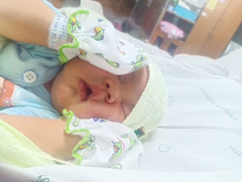 ลูกน้อย