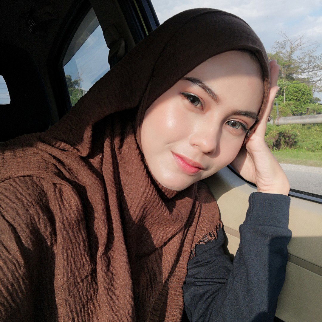 Lyzz Jo profile icon