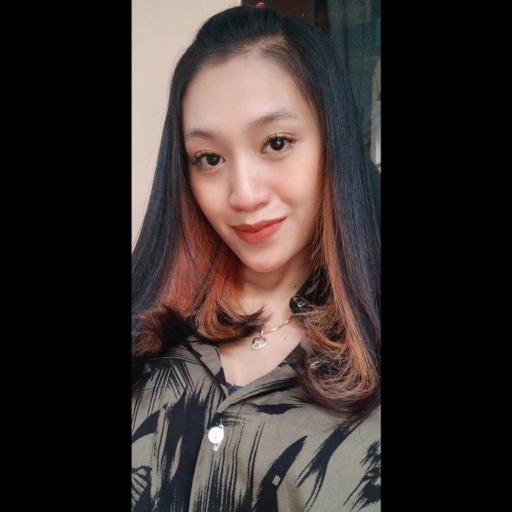 Shintia Tya profile icon