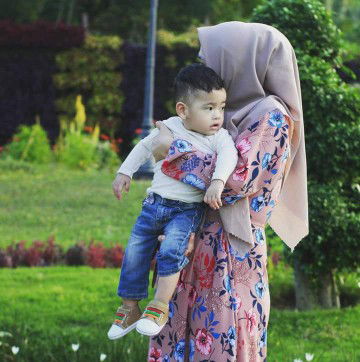 TRI UTARI OKTAVIA SIHOTANG profile icon