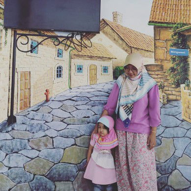 Trikurnia Lestariani profile icon