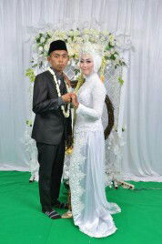 Intania Permatasari profile icon