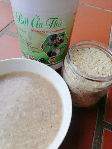Bột cháo ăn dặm.