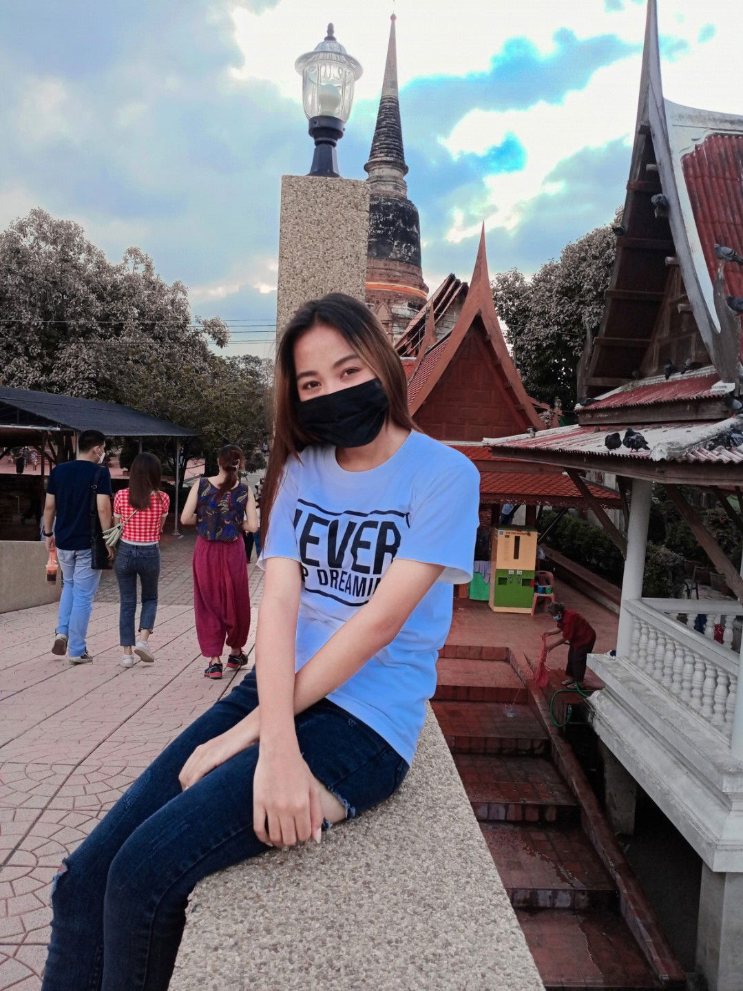 khwanjira profile icon