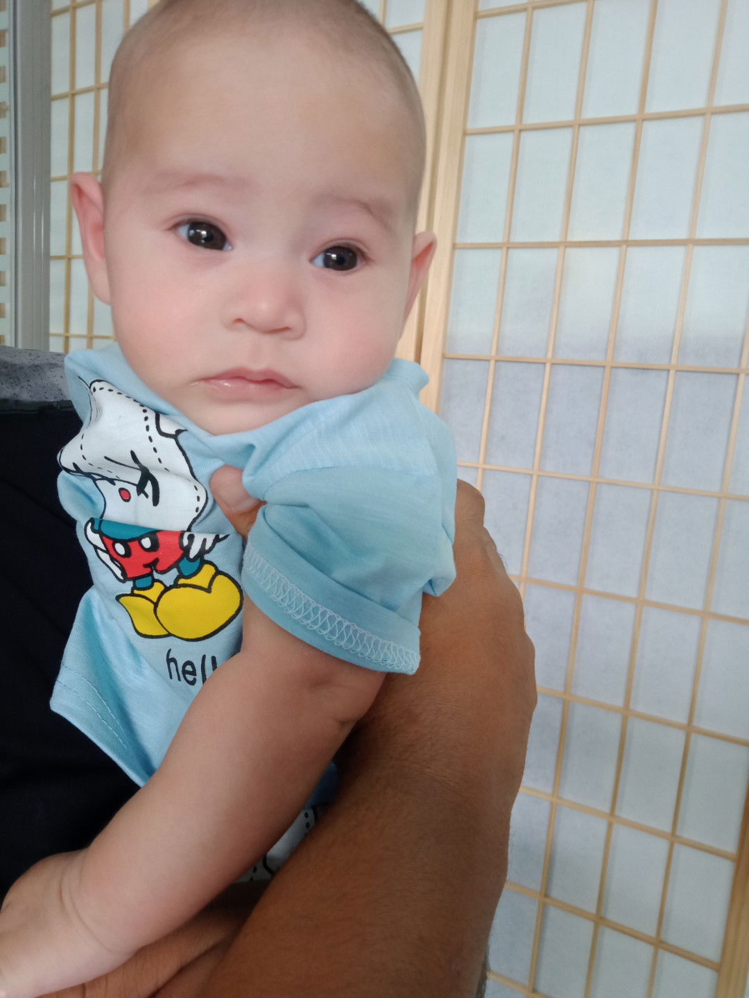 เด็กน้อยโดนฉีดยา