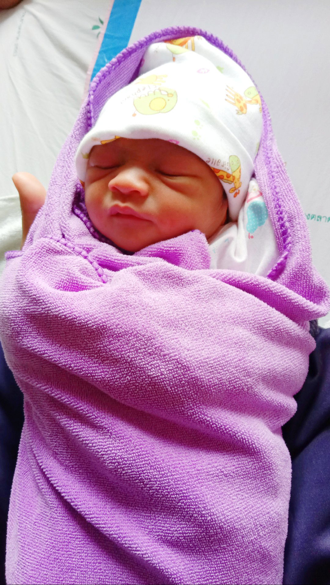 atiporn chaiyamart profile icon