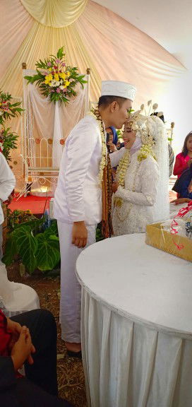 Fani Dwiyanti profile icon