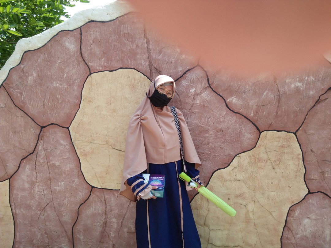 Ade Lisnawati profile icon
