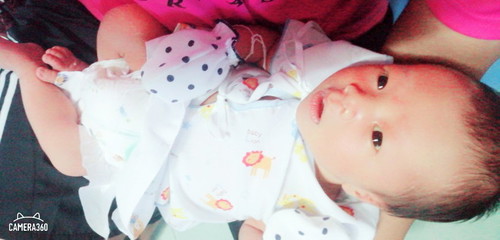 เด็กตัวร้อนทำไงคับ เกี่ยวกับเสื้อผ้าไหม เพราะห้องไม่ค่อยกว้าง