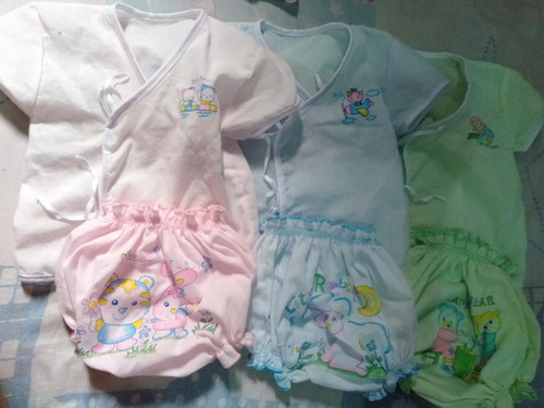 ❎❎ขายแล้ว❎❎ส่งต่อเสื้อผ้าลูกชายค่ะ 10 บาท