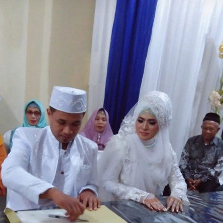 Anisa Alkatiri profile icon