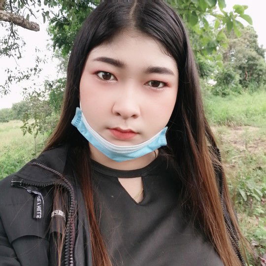 พลอย สุภัฒสร profile icon