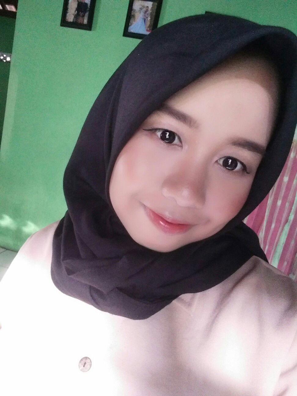 Sekar Arum profile icon