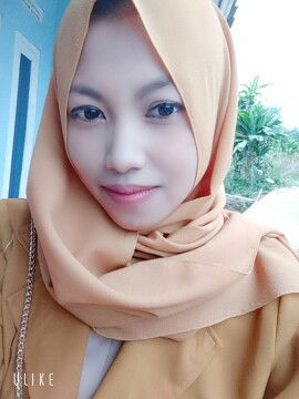 Sherly Syachie profile icon