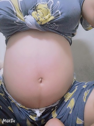 ท้องแบบนี้ชายหรือหญิงคะ 6เดือนแล้วยังไม่รู้เพศเลยค่ะ