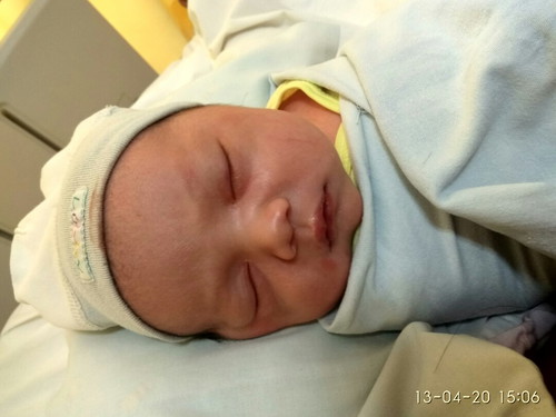 launching baby boy...hpl 17 april...tgl 13 dde y dh mau jeluar