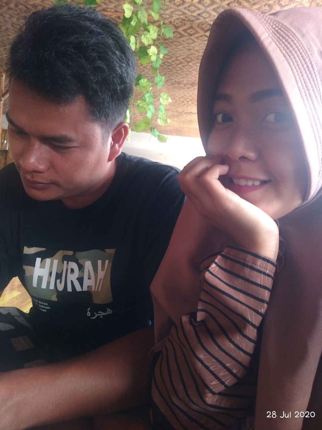 Siti Kurotul Aeni profile icon