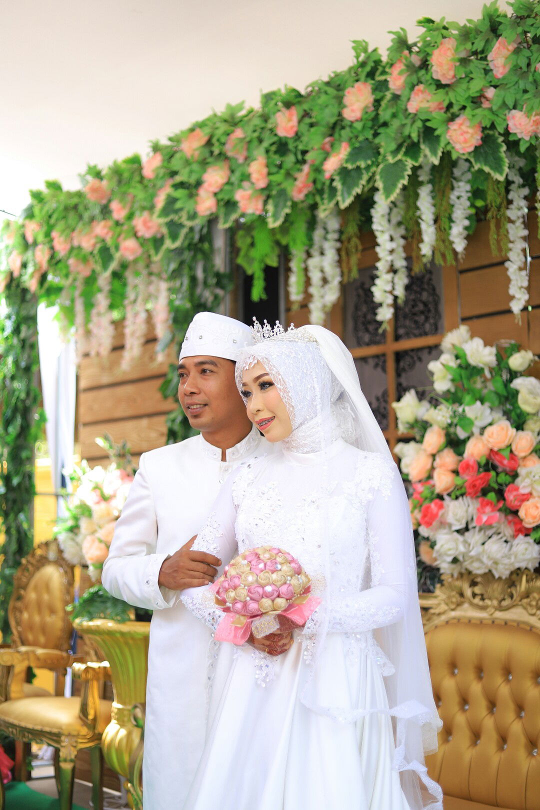 Baiq Dewi Yulia Hartati profile icon