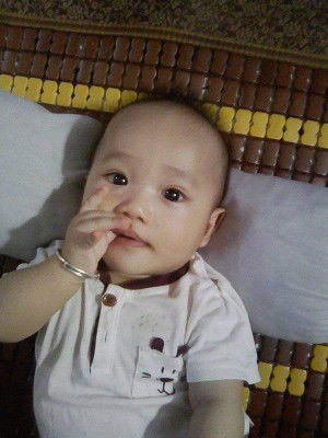 Bầu 3 tháng đầu.... Bị sốt.... Có sao ko ạ???