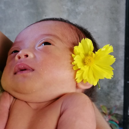 My 2nd premie at 34 weeks: Summer Callie, 23 days via CS