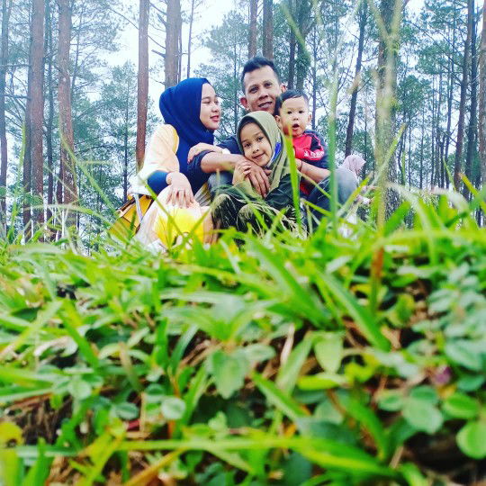 Putri Andini profile icon