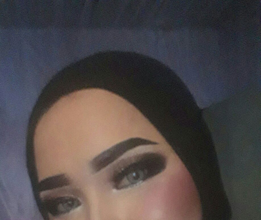 ade murniati profile icon