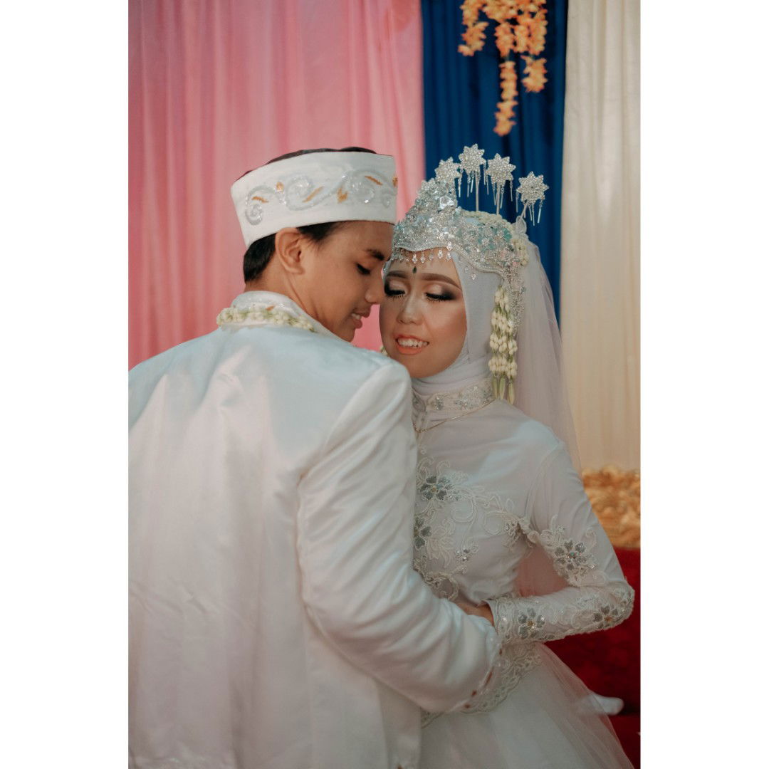 anisa nur profile icon