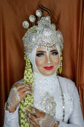 Liana apriliani profile icon